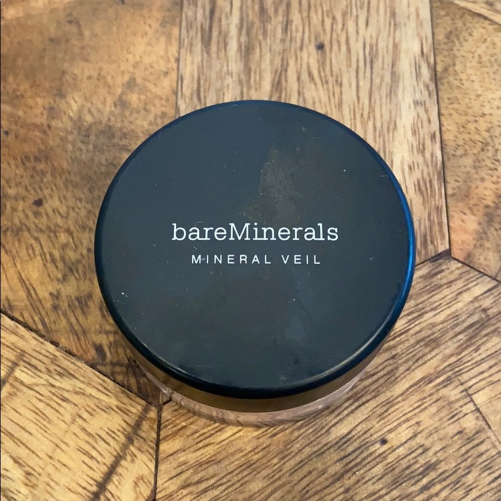 NEW BareMinerals mineral veil